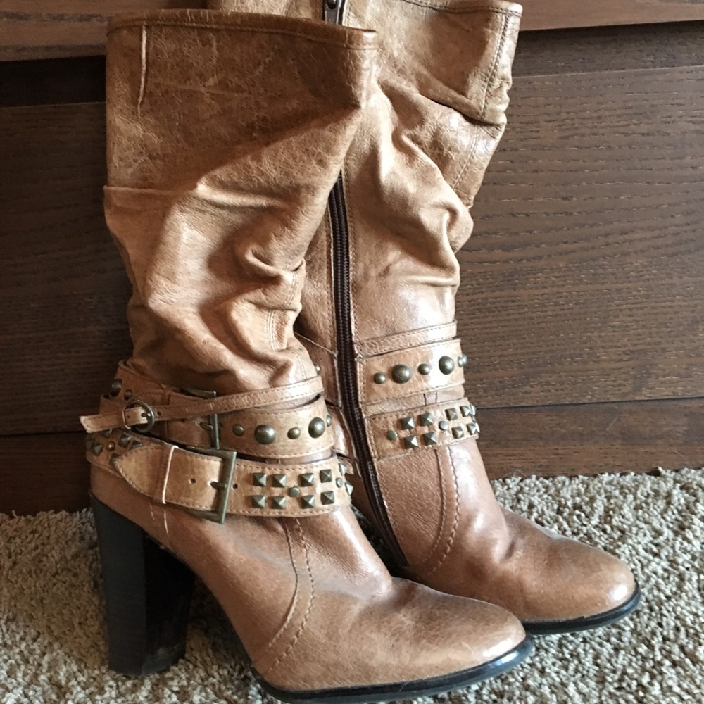 Cute boots!